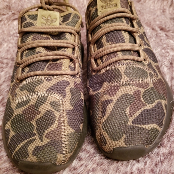 Adidas Camouflage shoes - Picture 2 of 6